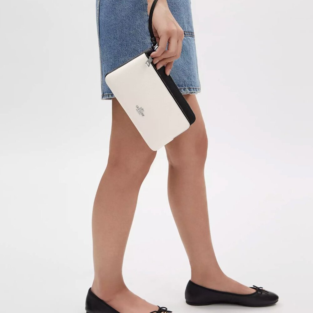 Coach: Double Zip Wallet